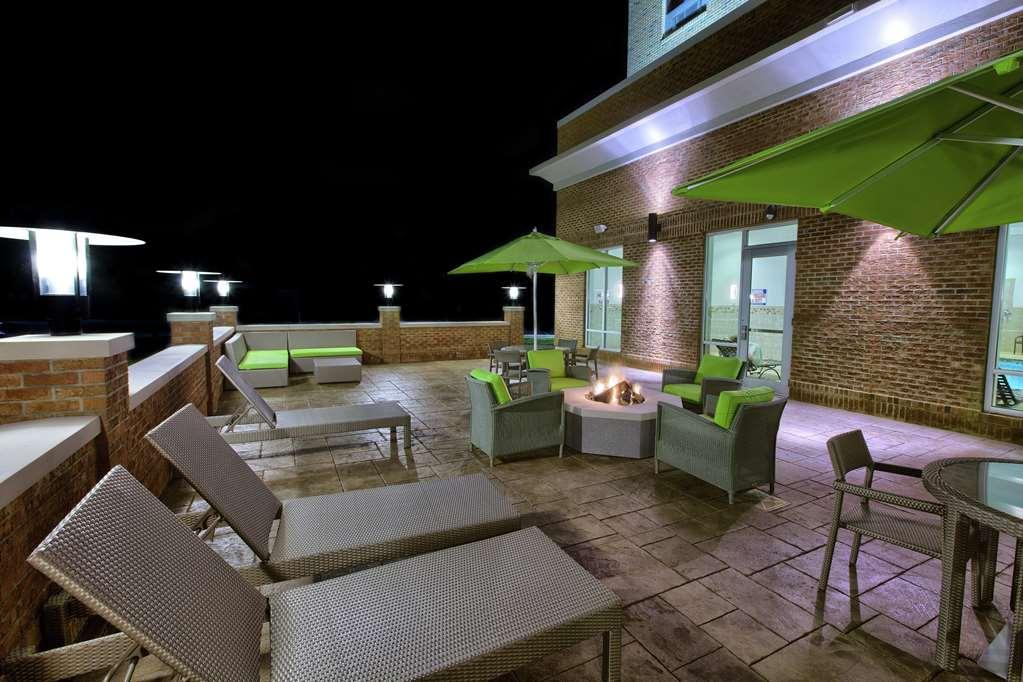 Hilton Garden Inn Raleigh Cary Buitenkant foto