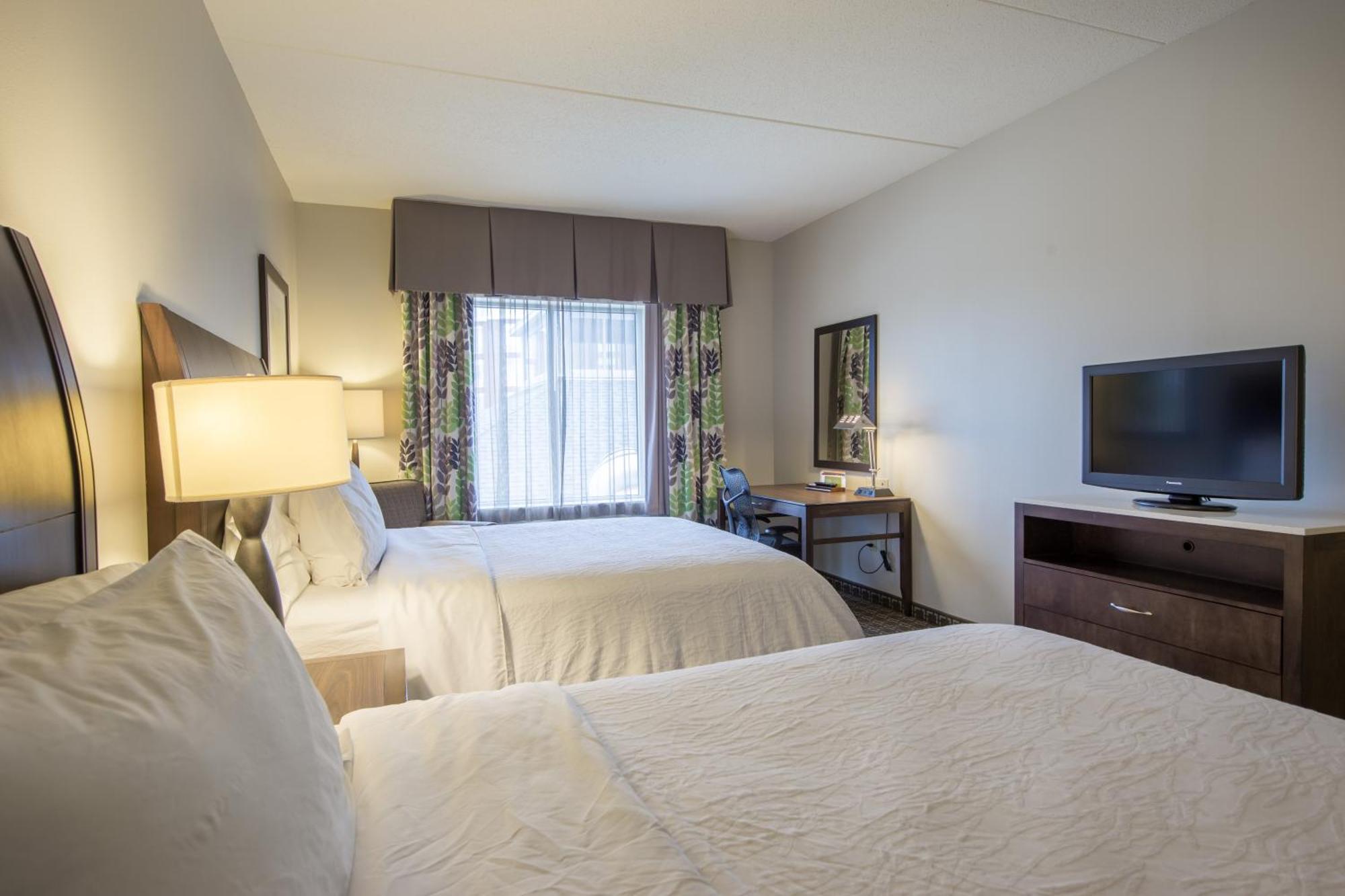 Hilton Garden Inn Raleigh Cary Buitenkant foto