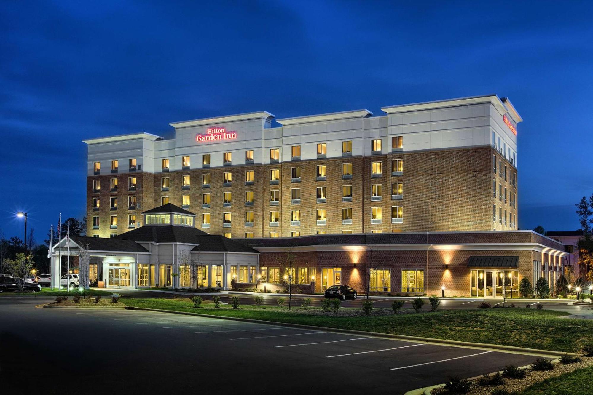 Hilton Garden Inn Raleigh Cary Buitenkant foto