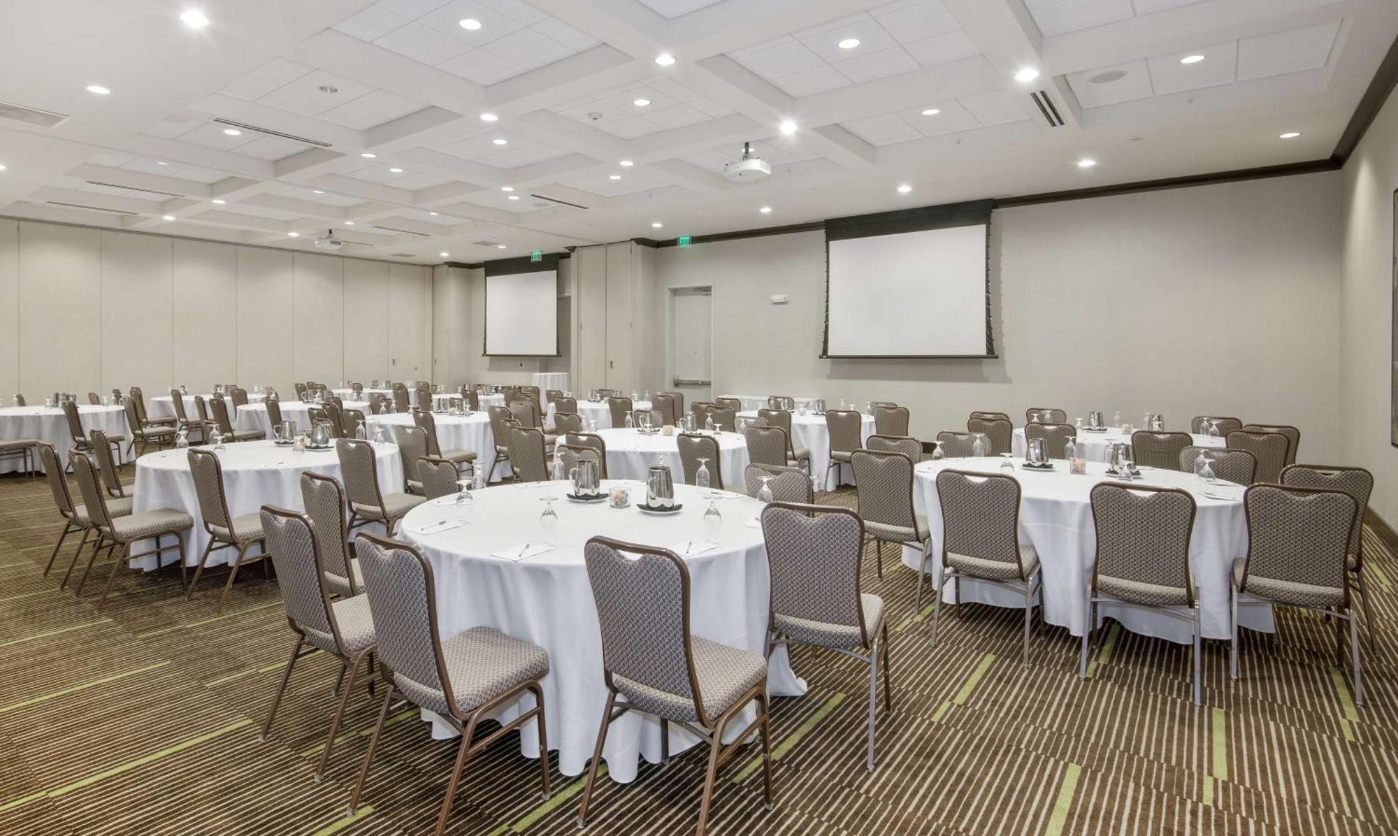 Hilton Garden Inn Raleigh Cary Buitenkant foto