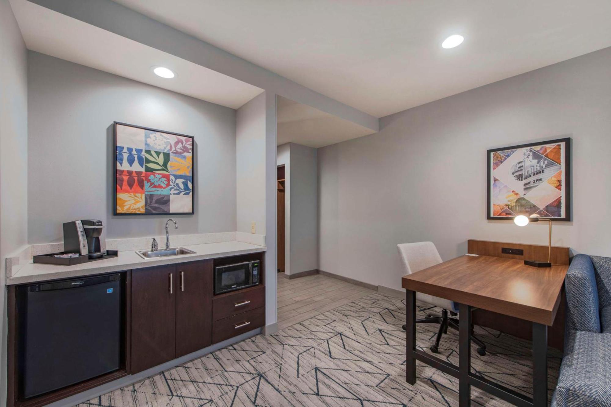 Hilton Garden Inn Raleigh Cary Buitenkant foto