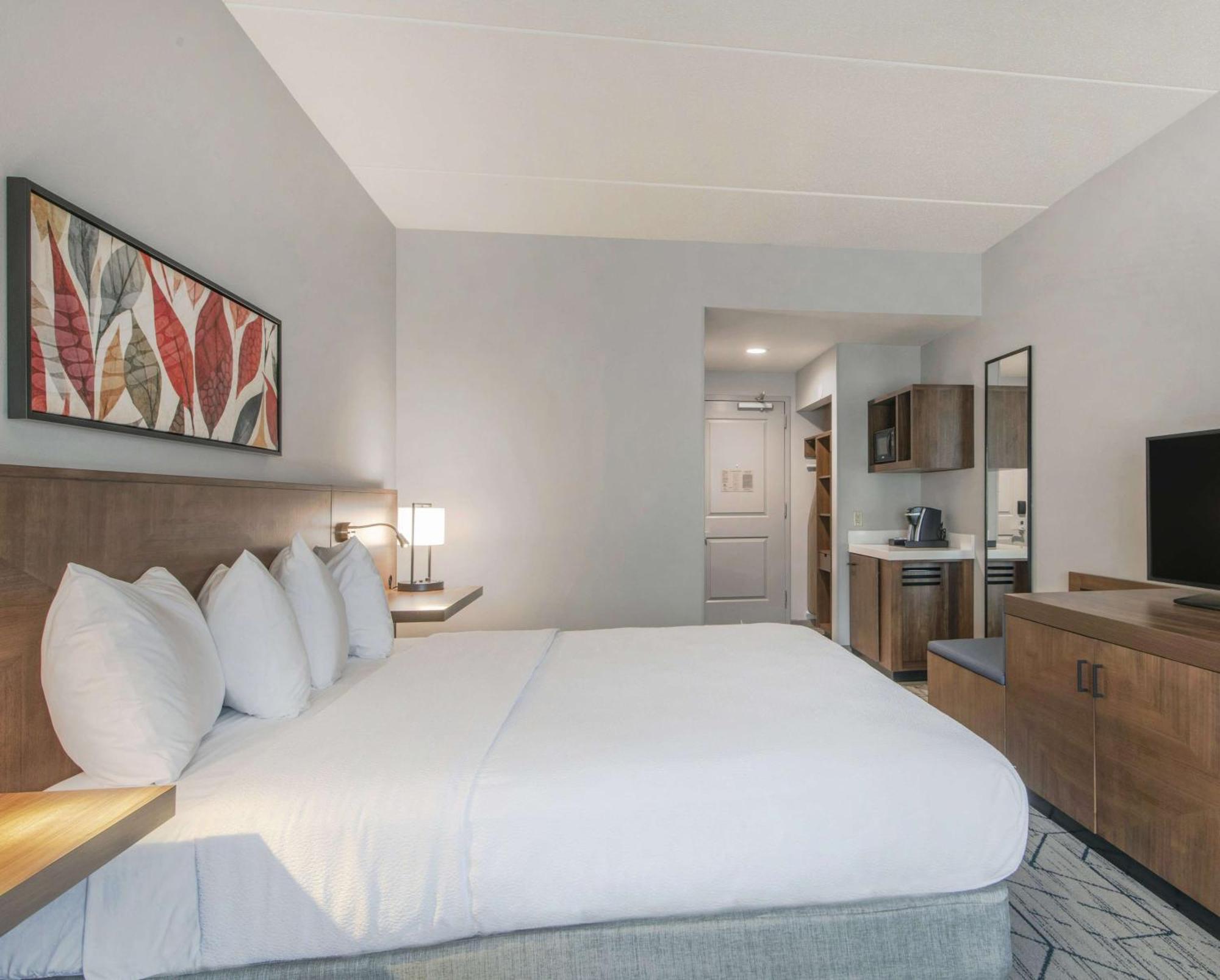 Hilton Garden Inn Raleigh Cary Buitenkant foto