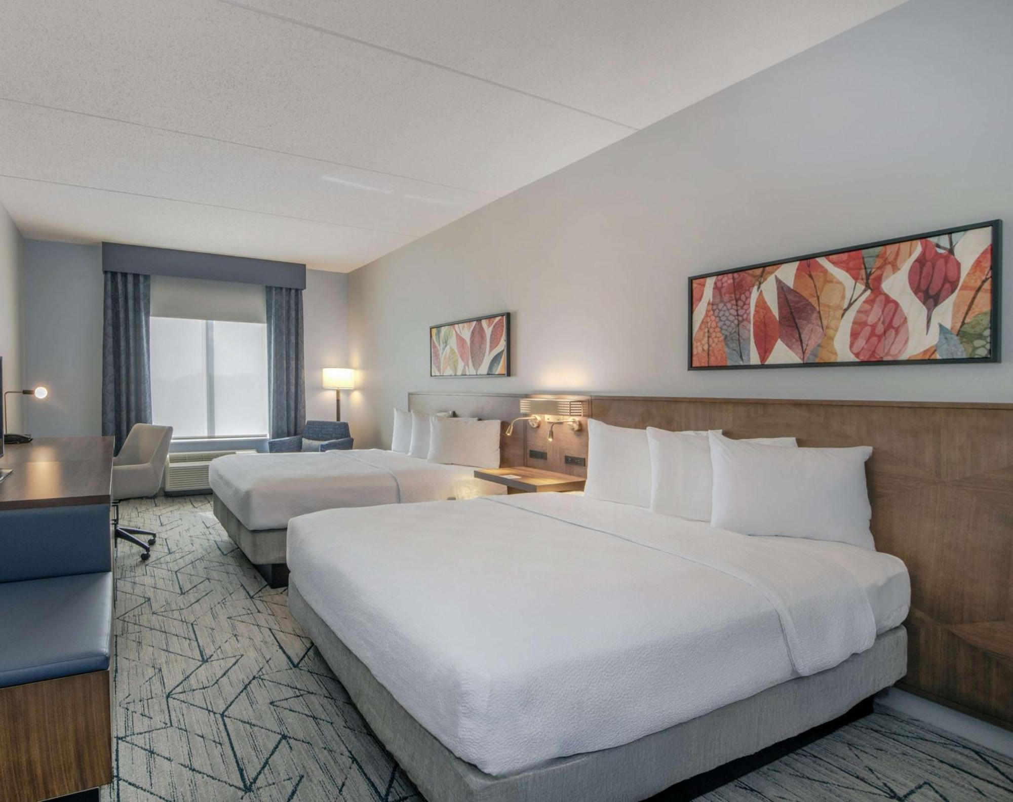 Hilton Garden Inn Raleigh Cary Buitenkant foto
