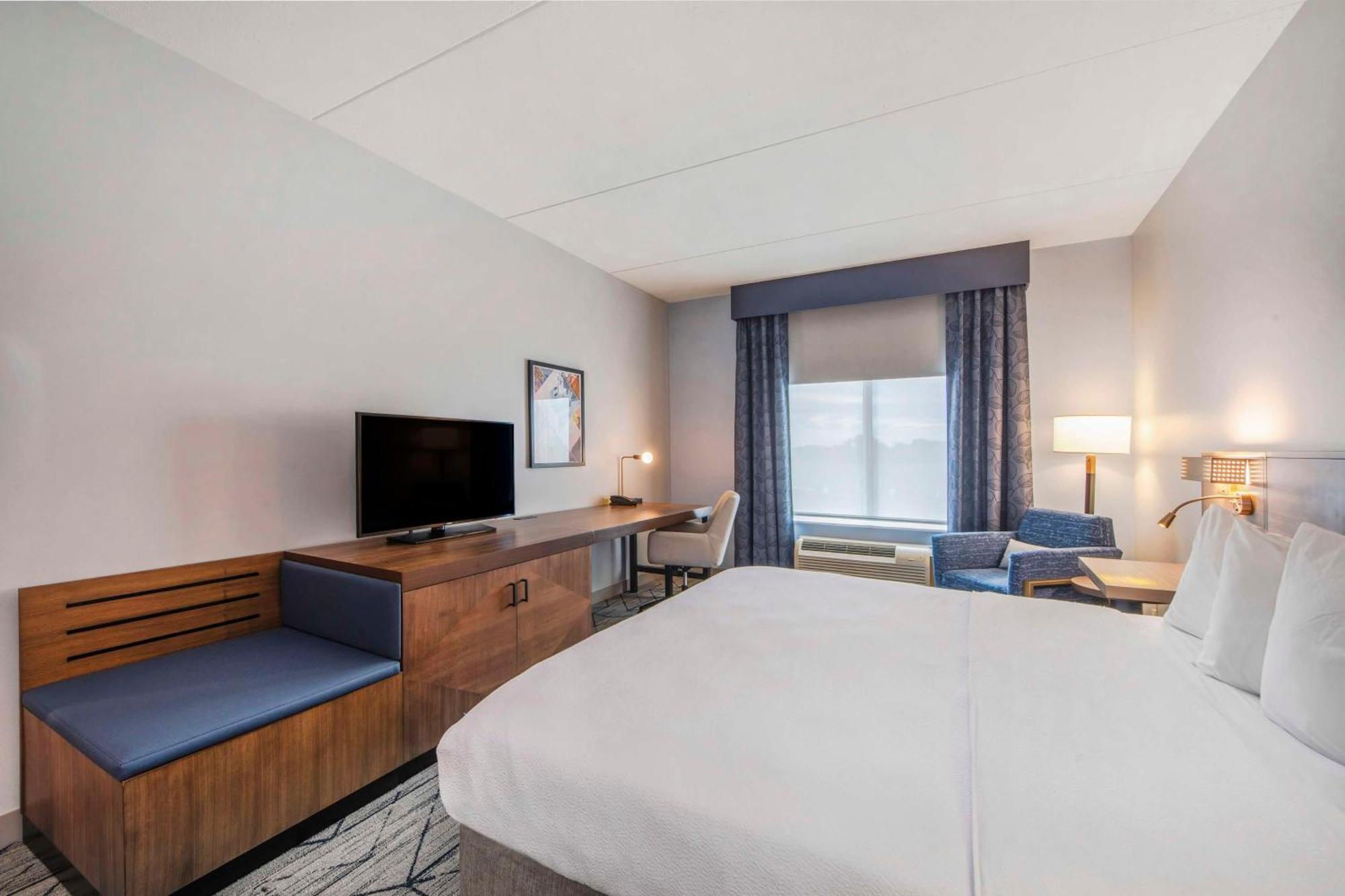 Hilton Garden Inn Raleigh Cary Buitenkant foto